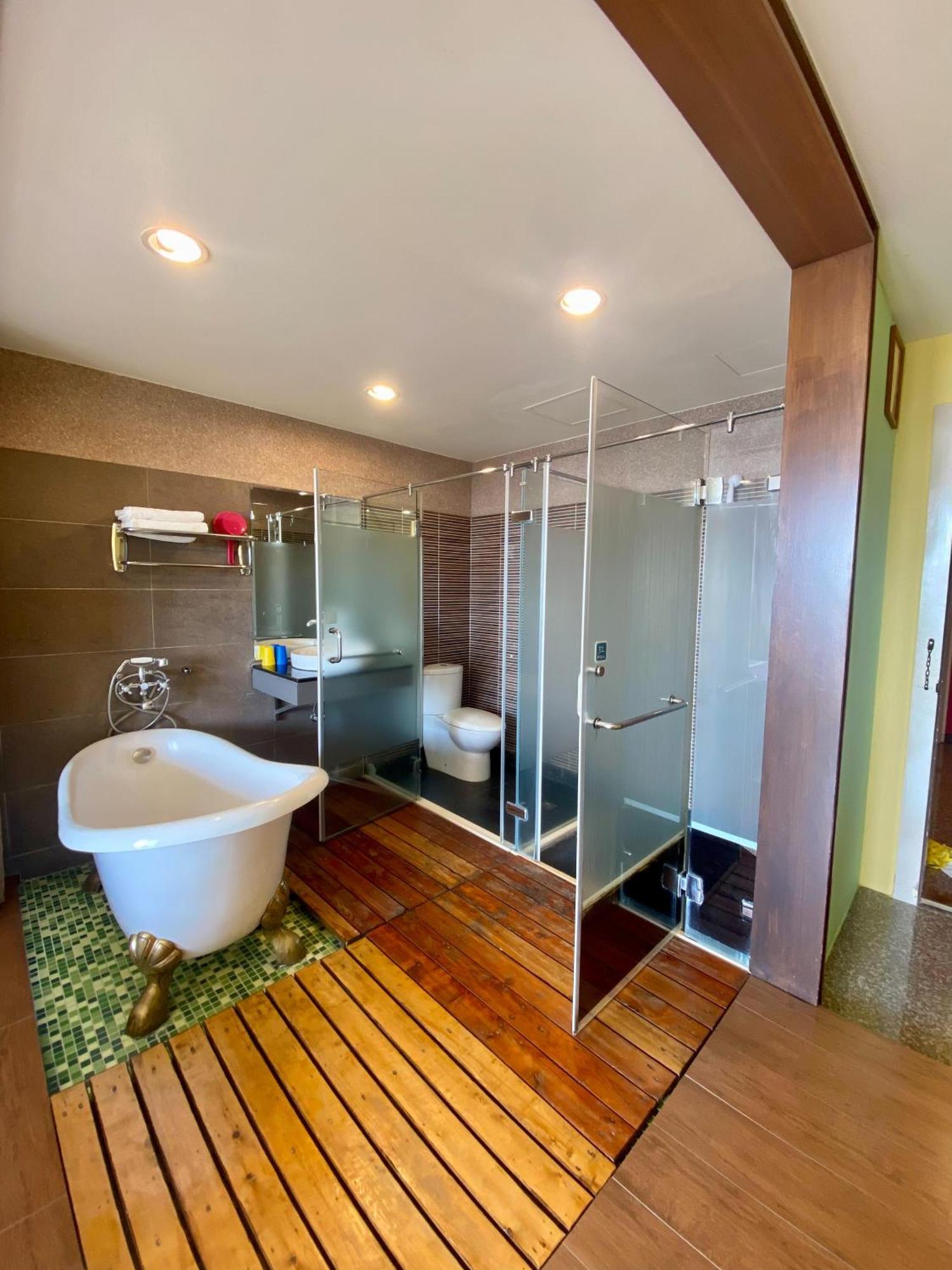 Kenting Waterfront Hotel מראה חיצוני תמונה
